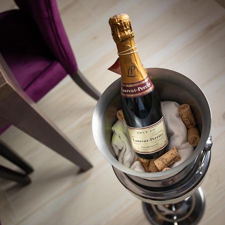 Kehida Termal Resort & Spa ケヒダクスタニー 部屋 写真