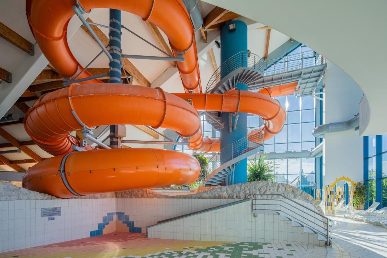 Kehida Termal Resort & Spa ケヒダクスタニー エクステリア 写真