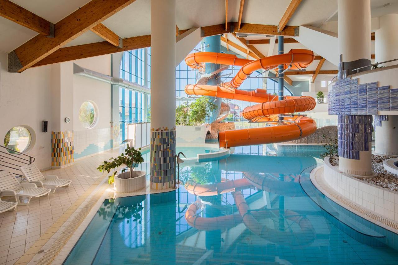 Kehida Termal Resort & Spa ケヒダクスタニー エクステリア 写真
