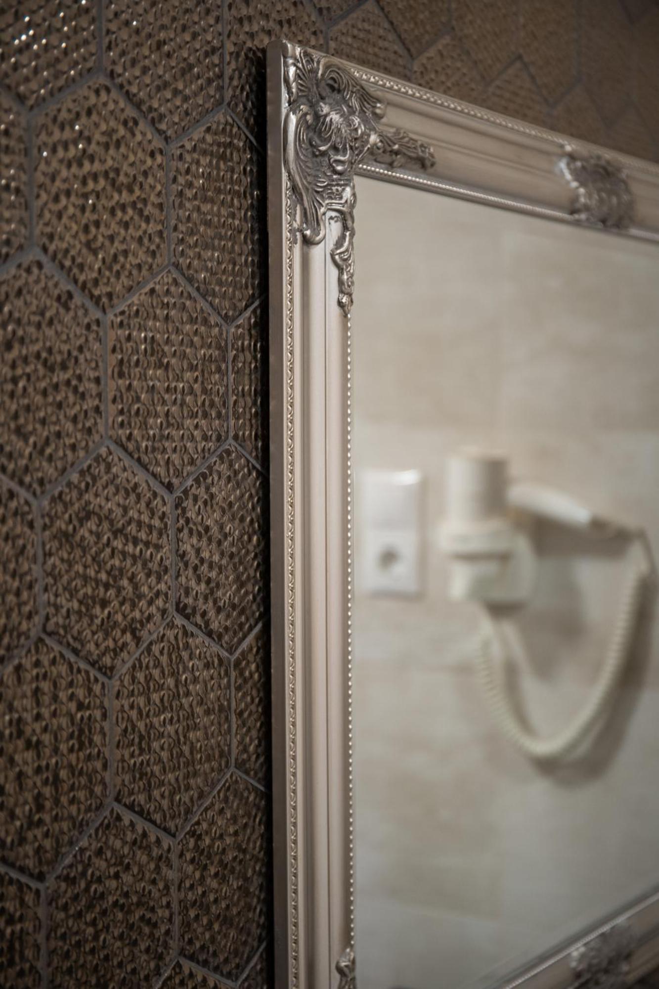 Kehida Termal Resort & Spa ケヒダクスタニー 部屋 写真