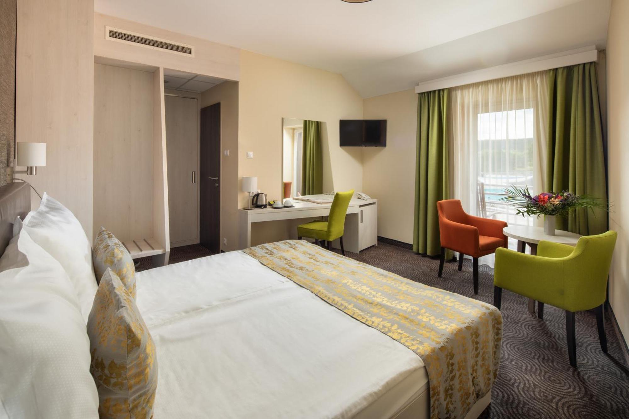 Kehida Termal Resort & Spa ケヒダクスタニー 部屋 写真
